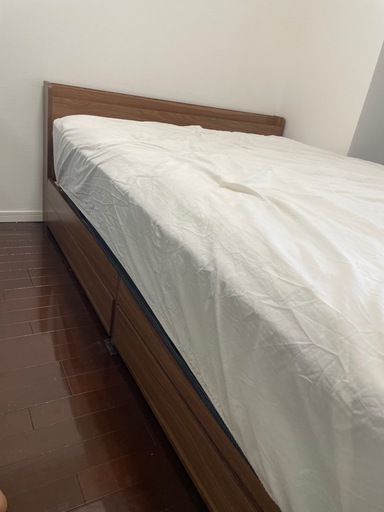 ダブルベッドフレーム