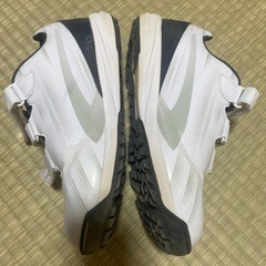 本日限り20オフ！野球、ソフトボール用ランニングシューズの画像