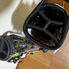 ラウドマウスのゴルフバッグの画像
