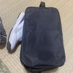 本日限り20オフ！野球、ソフトボール用ランニングシューズの画像