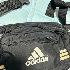adidas ウエストポーチ ボディーバッグ 鞄 スポーツの画像