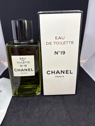 完売❣️新品未使用 CHANEL シャネル no.19 オードトワレ 香水 400ml
