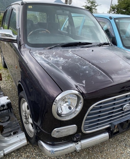 ダイハツ　ミラジーノ　l700s AT  部品取り等に　バラ売り中