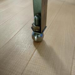 ステンレステーブルの画像