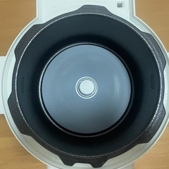 アイリスオーヤマ電気圧力なべPC-MA2-Wの画像
