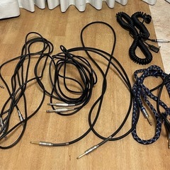 Kongチューナー、BOSSエフェクター、シールド、ハードケースセット！の画像