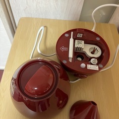 加湿器　レッドの画像
