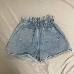 ハイウエスト　デニム　ショートパンツの画像