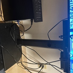 チューナーレススマートテレビ➕テレビスタンドの画像