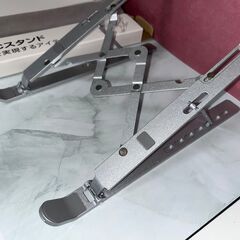 ラップトップPCスタンド 収納袋付きの画像