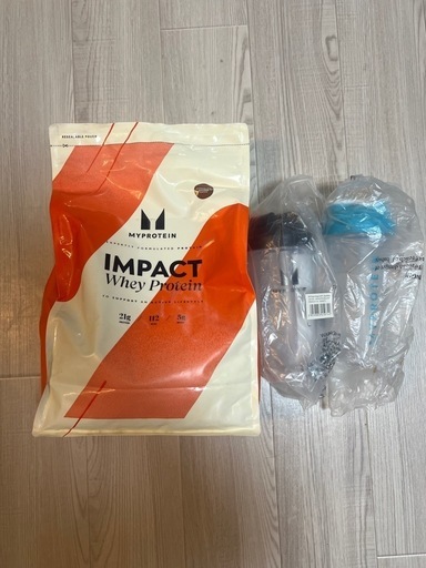 新品マイプロテイン2.5kg、シェーカー2個