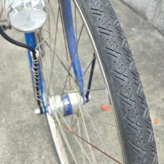 オートライトと新品のタイヤ 26インチ自転車の画像