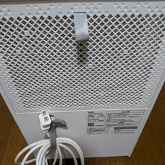 (商談中なので一旦〆です)除湿機　3カ月ほどの使用　美品ですの画像