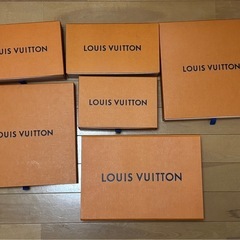VUITTON、他  空箱の画像