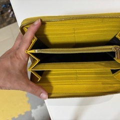 ドルガバ長財布イエローの画像