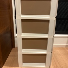 収納棚の画像