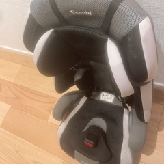 チャイルドシート　コンビの画像