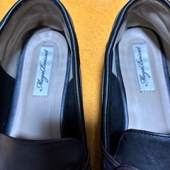 パンプス、moga buissetの画像