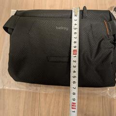 【本日限り】新品 未使用 黒 Bellroy ボディバッグ ベルロイ バック スリング ミニマリスト ミニマル ウエストバッグ ポーチ サコッシュ 薄型 4L 男女の画像