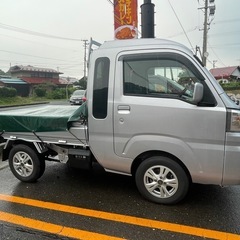 令和2年ハイゼットジャンボ4WD SAIIIt 4AT 純正ナビ、ドラレコ、バックカメラ、ETC、キーレス、パワーウィンドウ、LED、13インチアルミ、距離1.9万km、車検R8年8月の画像