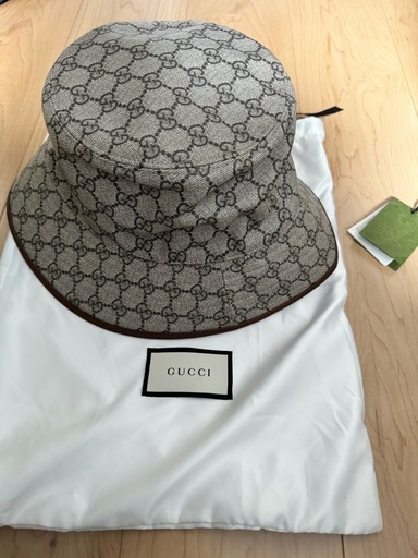 GUCCIバケットハット