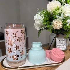 桜の花柄デザインのスターバックスタンブラーの画像