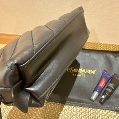 YVES SAINT LAURENT ノベルティ化粧ポーチの画像