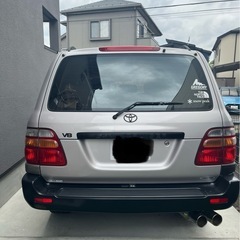 トヨタ　ラウンドクルーザー100の画像
