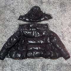 旧MONCLER
の画像
