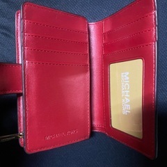 MICHEALKORS(マイケルコース)二つ折り財布 の画像