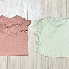 フリル付きピンクと刺繍クマ白トップスセットの画像