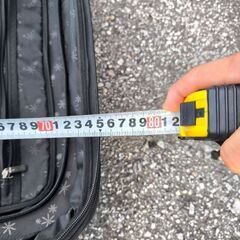 旅行のキャリーケースの画像