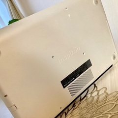 【win10・Core i7】Dell ノートパソコン　15.6 インチ【訳アリ】ファンの音がうるさいの画像