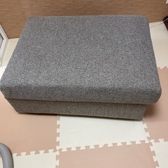 ソファの画像