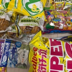 全31点、お菓子、菓子パンおまけ付きの画像