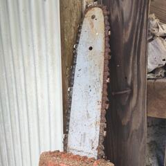 高枝切りハサミ　枝切りチェーンソー　電動式の画像