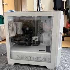 ゲーミングPC デスクトップの画像