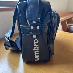 アンブロ　スポーツ用　ショルダーバックの画像