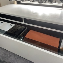 テレビボードの画像