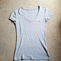 〈XS〉TOMMY HILFIGER長袖とおまけ[XS半袖]の画像