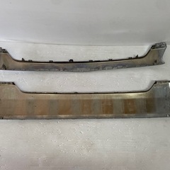 トヨタ純正品 ハイエース 200系 4型 フロントグリル メッキグリルモール 53111-26510 53111-26500 OH35の画像