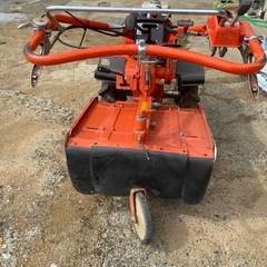 クボタ　耕運機　TG６２０ の画像