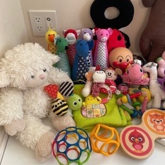 子供　おもちゃまとめての画像