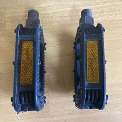 ★自転車　ペダル２個セット★の画像