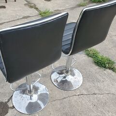 カウンターチェア 2脚 高さ調節可能 BAR 飲食店などの画像
