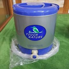 「ハンディジャグ」水などの飲料を持ち運ぶための容器の画像