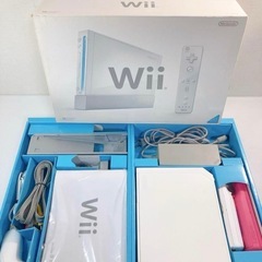 Wii、Wii Fit、カセット8本の画像