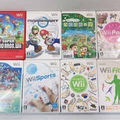 Wii、Wii Fit、カセット8本の画像
