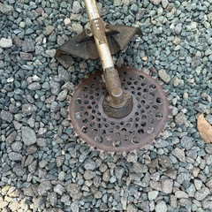 マキタ　エンジン草刈り機の画像