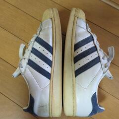 adidas Superstar ホワイト/グレー スニーカー 23cmの画像